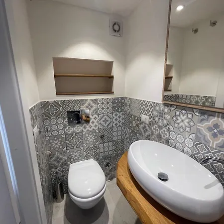 Casa 33 *